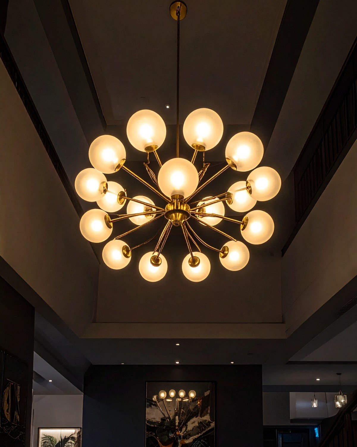 Sculptural Brass Chandelier — Sputnik 12-Arm