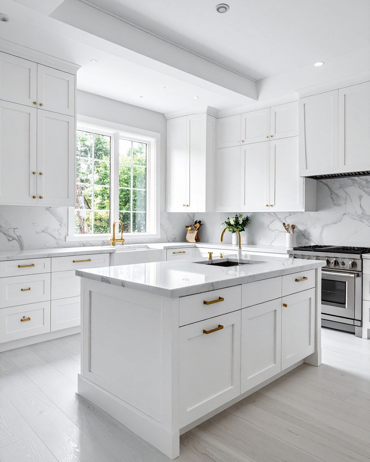 Engineered Quartz Countertop — Statuario Classico